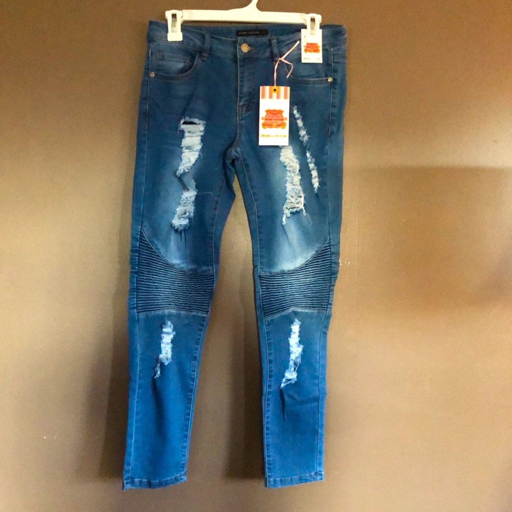 NWT Denim Couture Classic Distressed Skinny Jeans Sz 7 W29.5 L29